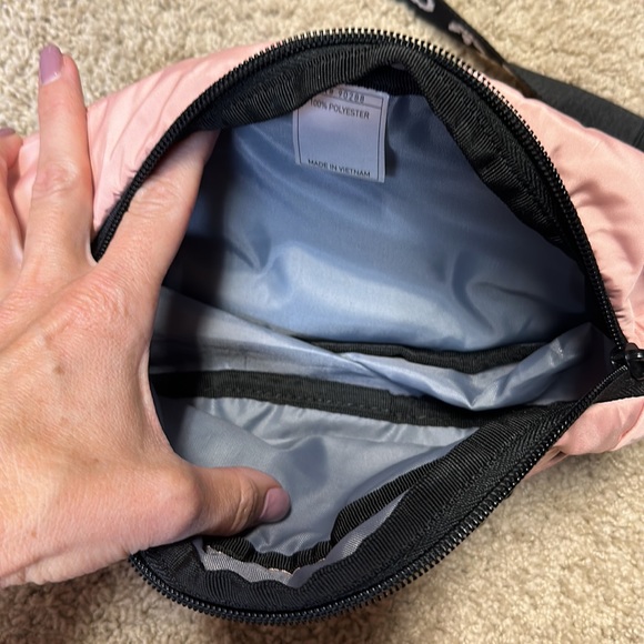 Adidas Fanny pack - Picture 2 of 5